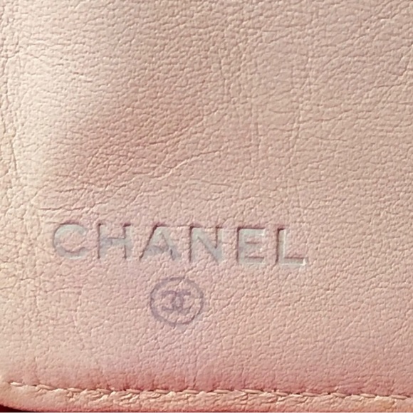 CHANEL Leather Long Wallet CC Logo Beige - Picture 13 of 13